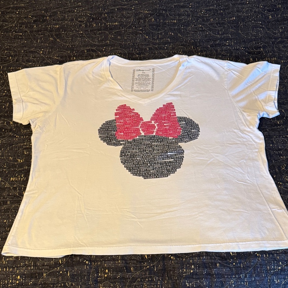 Disney Women’s Plus Minnie Mouse Graphic Tee - XXL